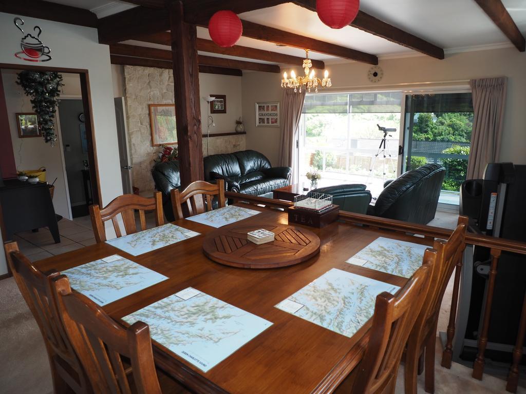 Sounds Vista B&B Picton Bagian luar foto