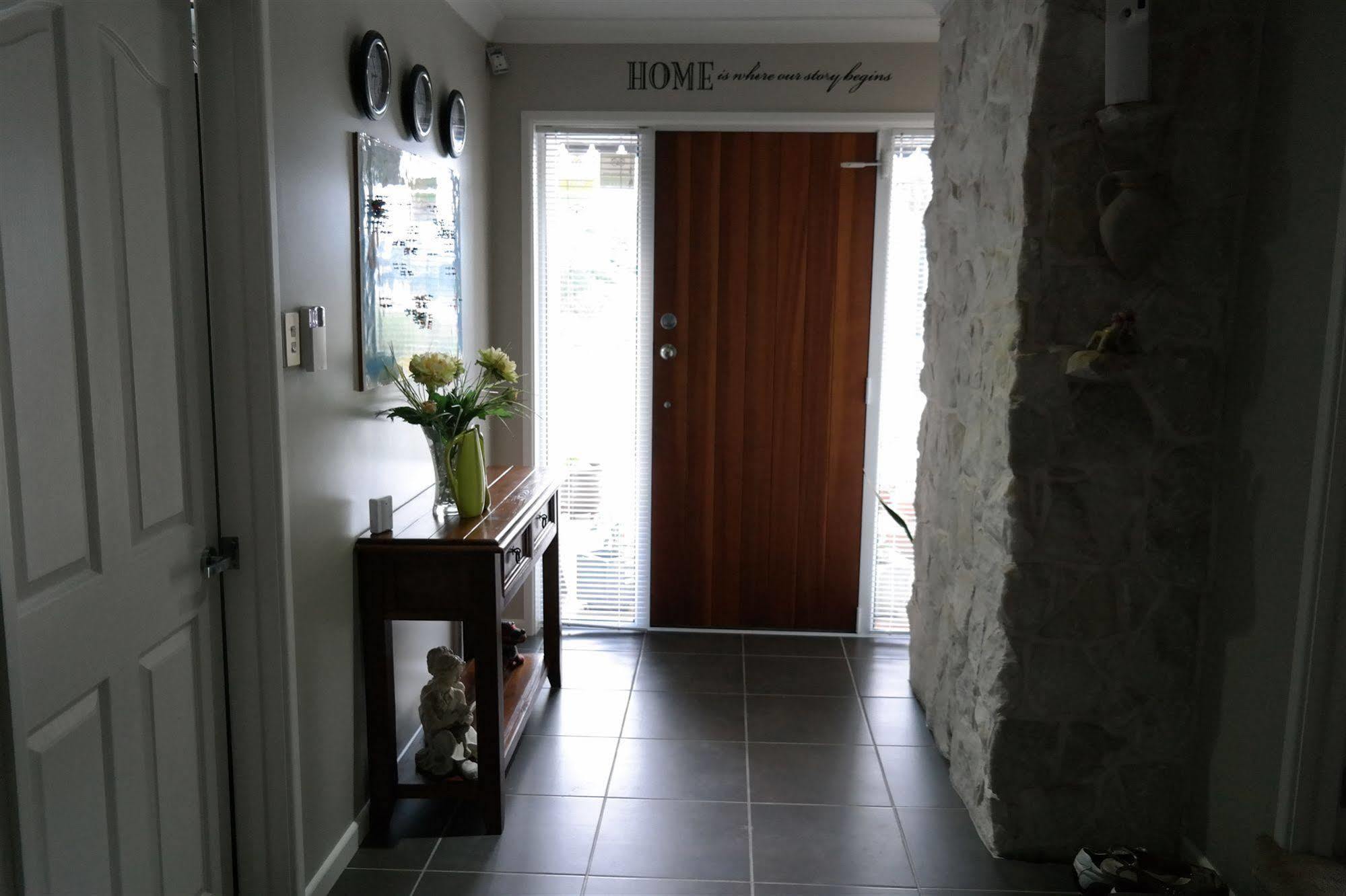 Sounds Vista B&B Picton Bagian luar foto